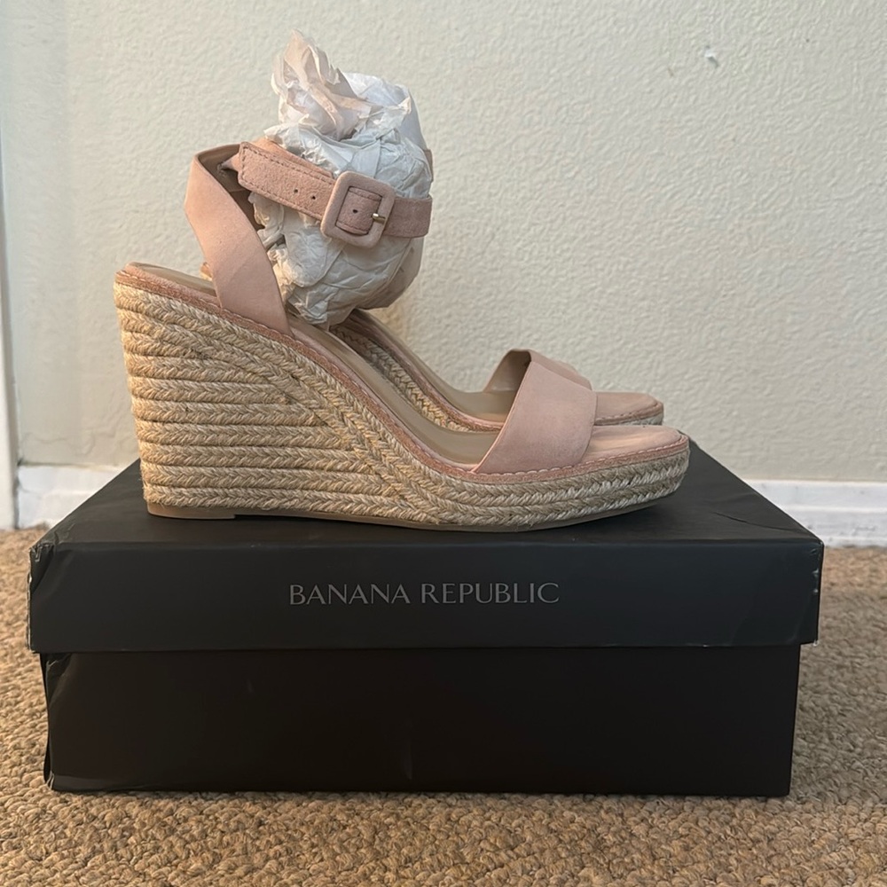 Beautiful suede Women’s strappy espadrilles